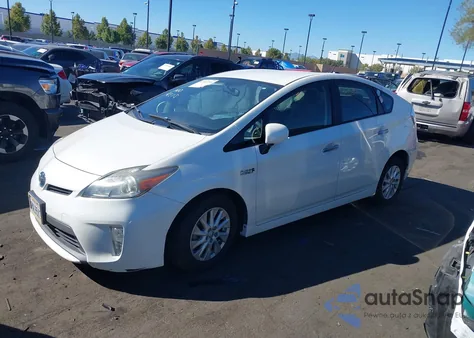 2014 Toyota Prius Plug-In z USA, uszkodzony, nr VIN JTDKN3DP2E3052772